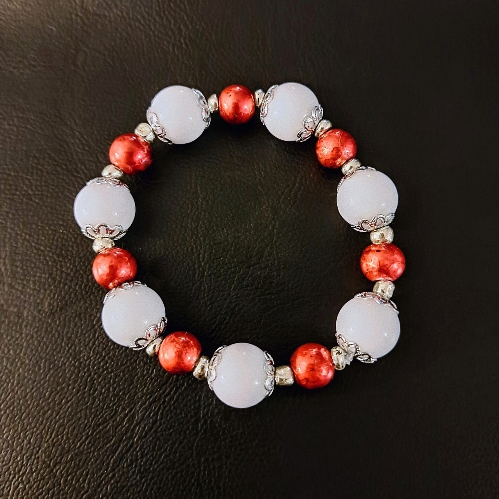 Hand Crafted Red & White Holliday Bracelet (Silvertone)